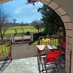 Holiday home L'oustal *